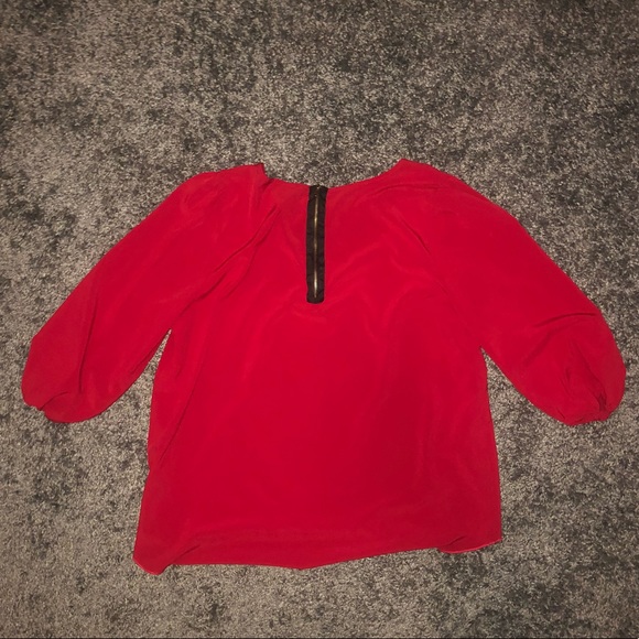 Red blouse - Picture 3 of 3